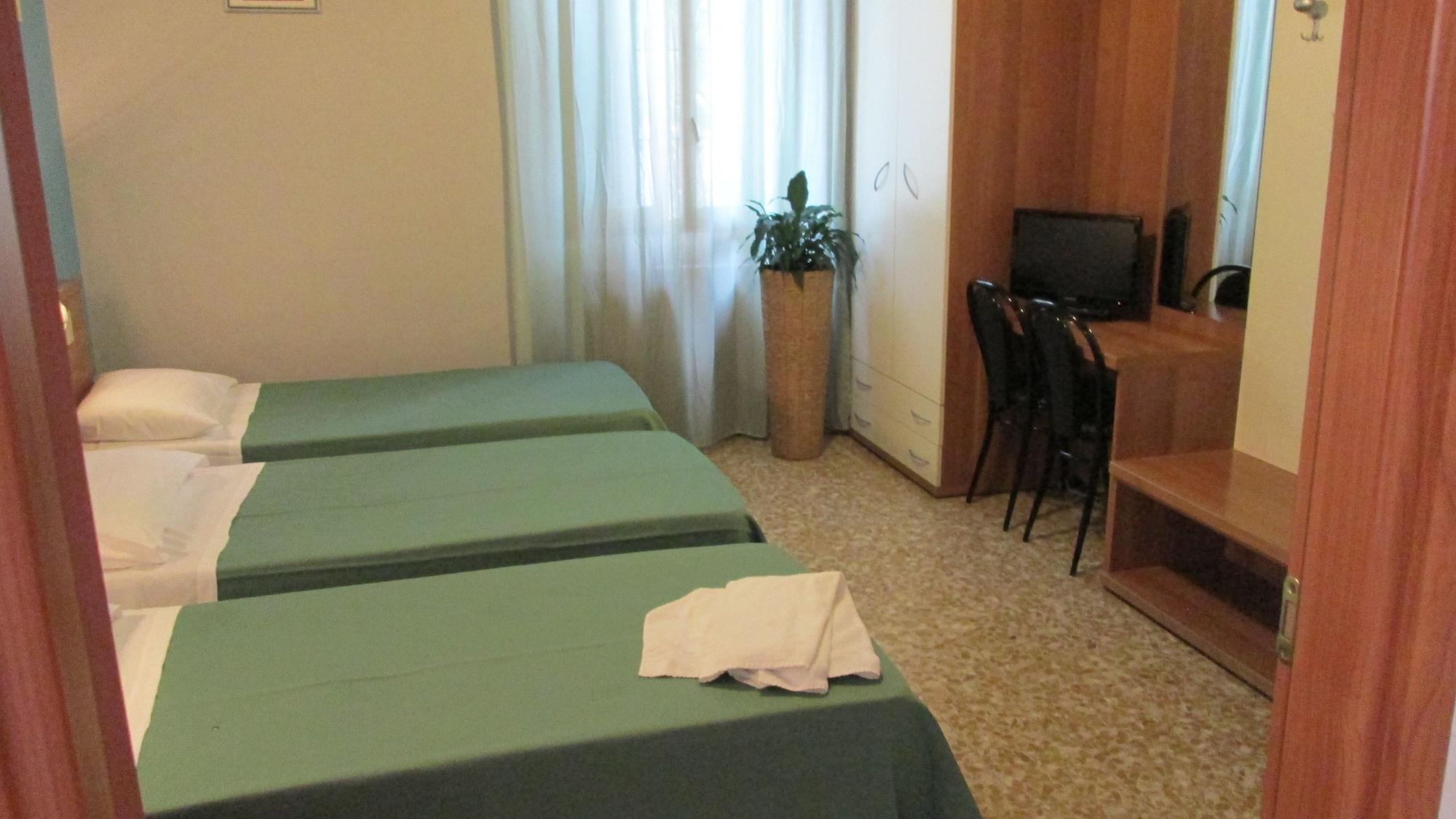 Ca' Grande Hotel Milaan Buitenkant foto
