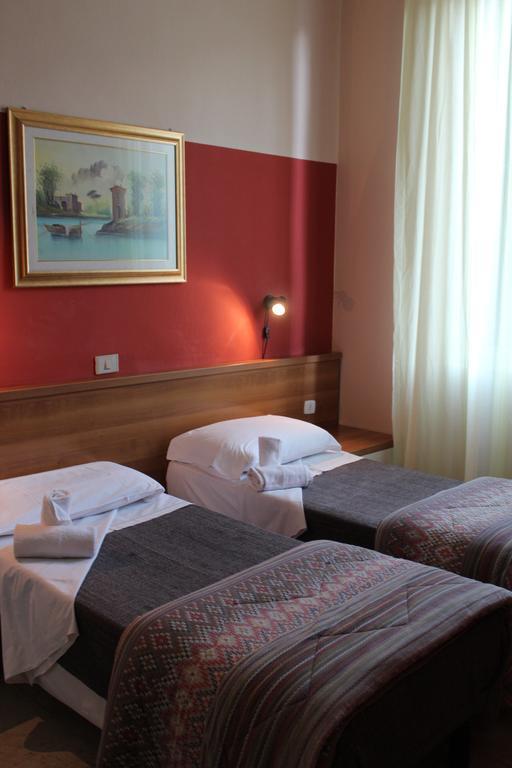 Ca' Grande Hotel Milaan Buitenkant foto