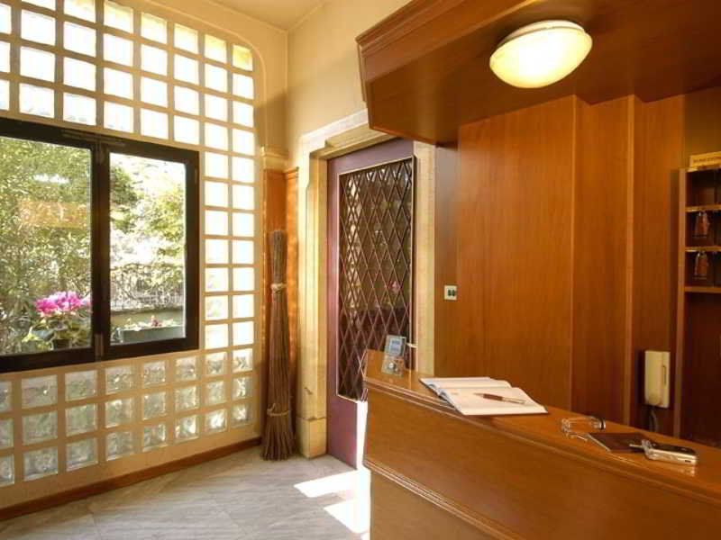 Ca' Grande Hotel Milaan Buitenkant foto