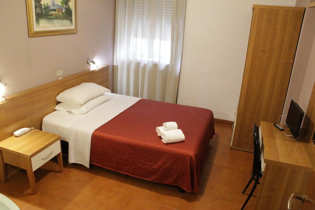 Ca' Grande Hotel Milaan Buitenkant foto